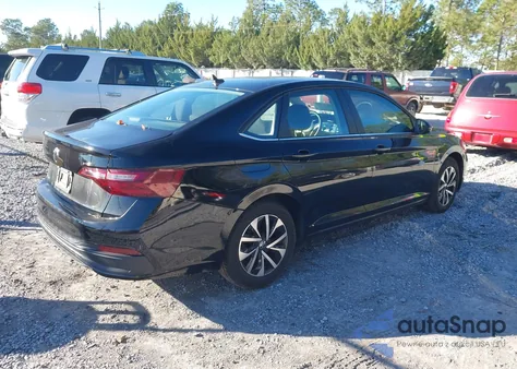 2024 Volkswagen Jetta 1.5T S z USA, uszkodzony, nr VIN 3VW5M7BU1RM002995